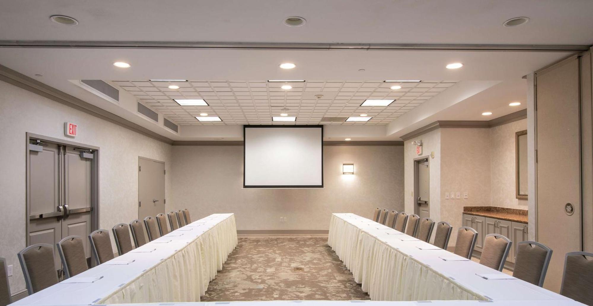 Hilton Garden Inn Durham Southpoint Extérieur photo